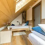 Apartment Zlobina